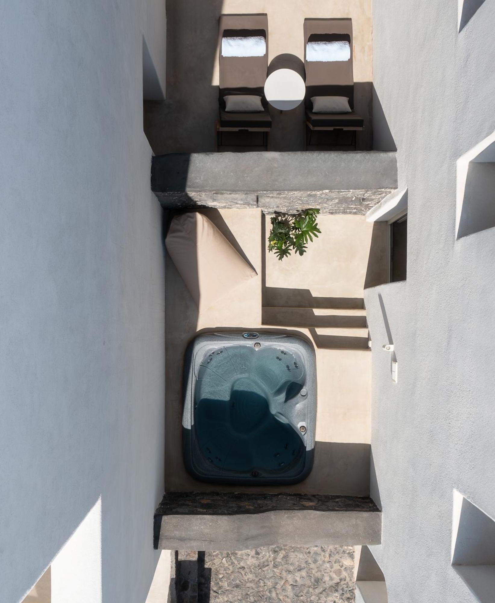 Danae Suites Santorini Ia Exterior foto